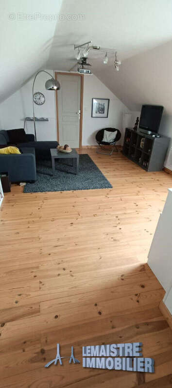 Maison à VILLAINVILLE