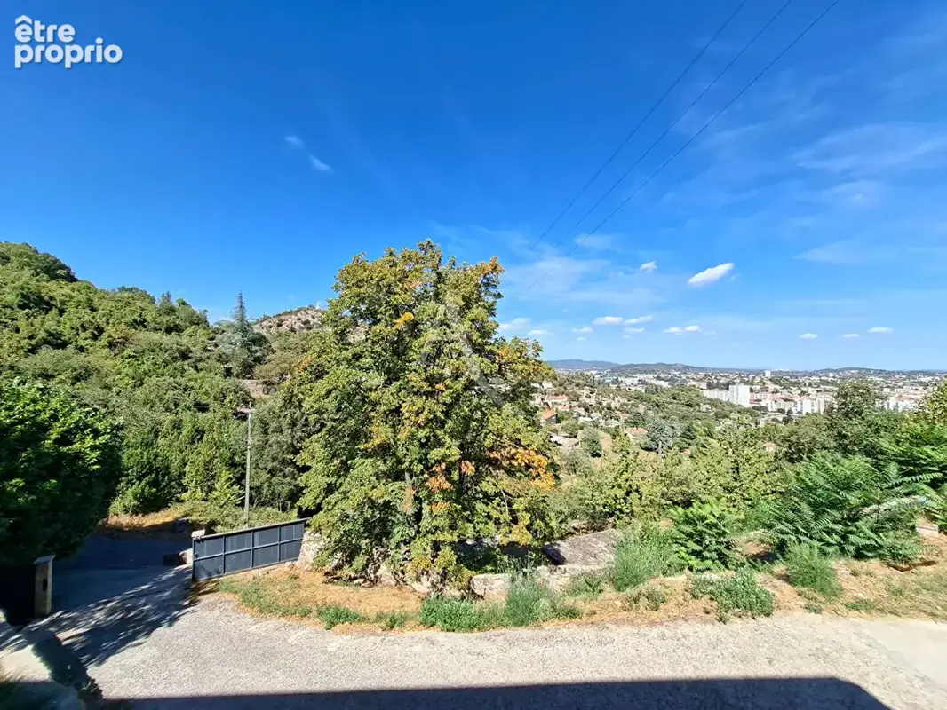 A VENDRE - Maison 6 pièce(s) 168m2 située à Alès - photo 11