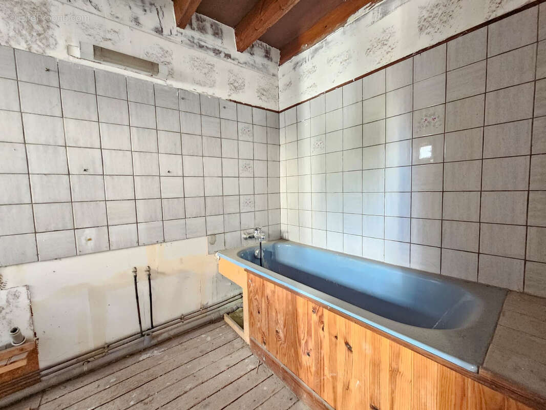 Maison à BRUYERES-LE-CHATEL