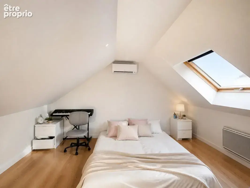 Maison de 5 pièces de 140 m² à Montereau - photo 7