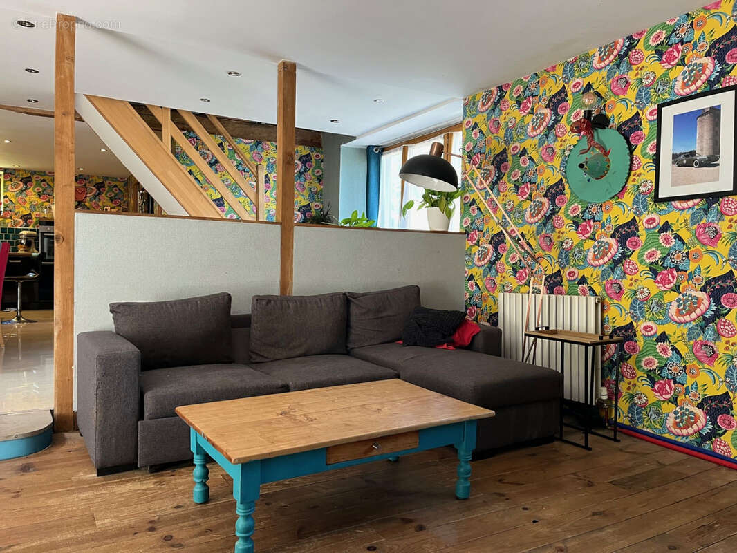 Maison à COUSSAC-BONNEVAL