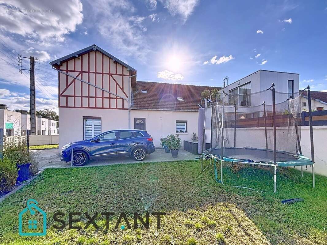 Maison à SOTTEVILLE-LES-ROUEN