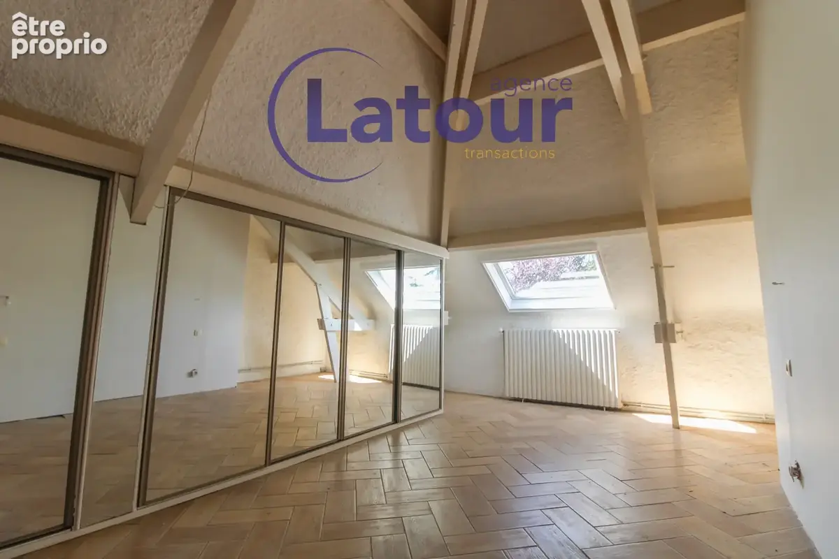 Beau pavillon avec sous-sol de 7 pieces sur 875 m2 de terrain. - photo 11