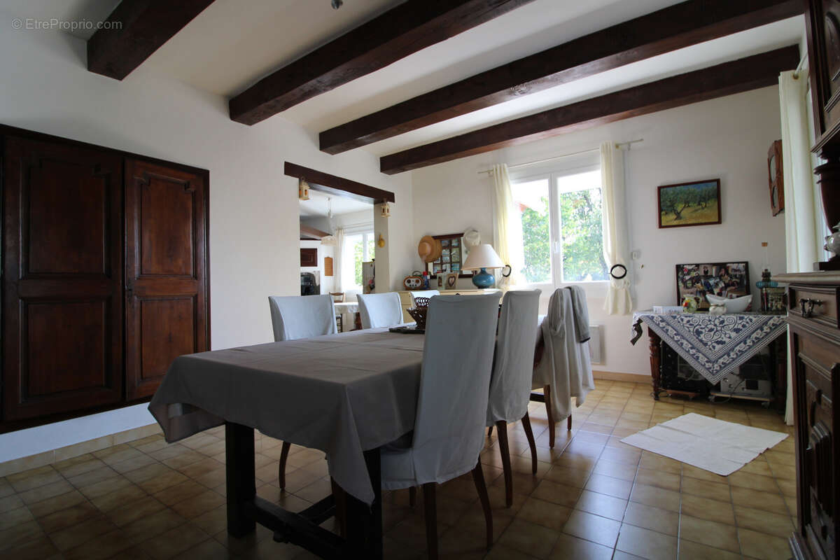 Maison à SAINT-JULIEN-DE-CASSAGNAS