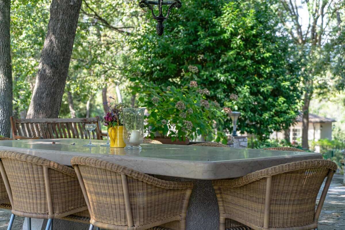 Maison à ROQUEFORT-LES-PINS