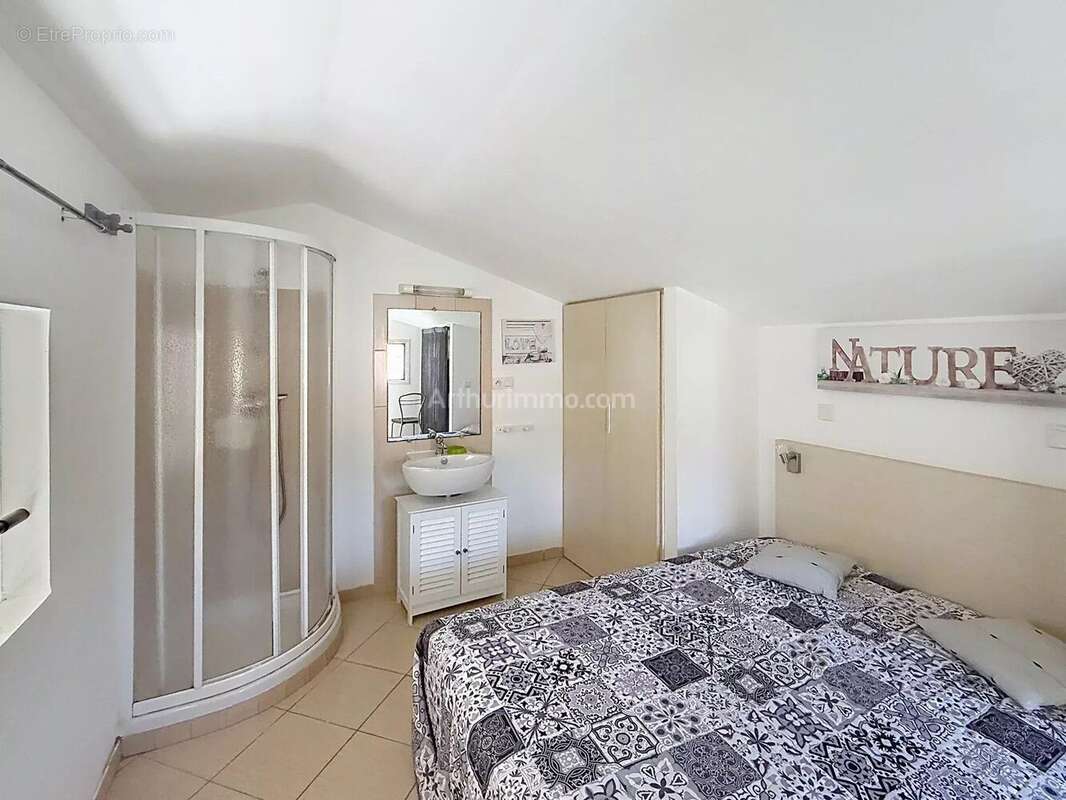 Appartement à L'ILE-ROUSSE