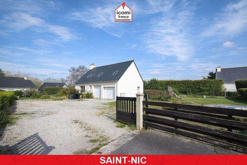 Maison à SAINT-NIC