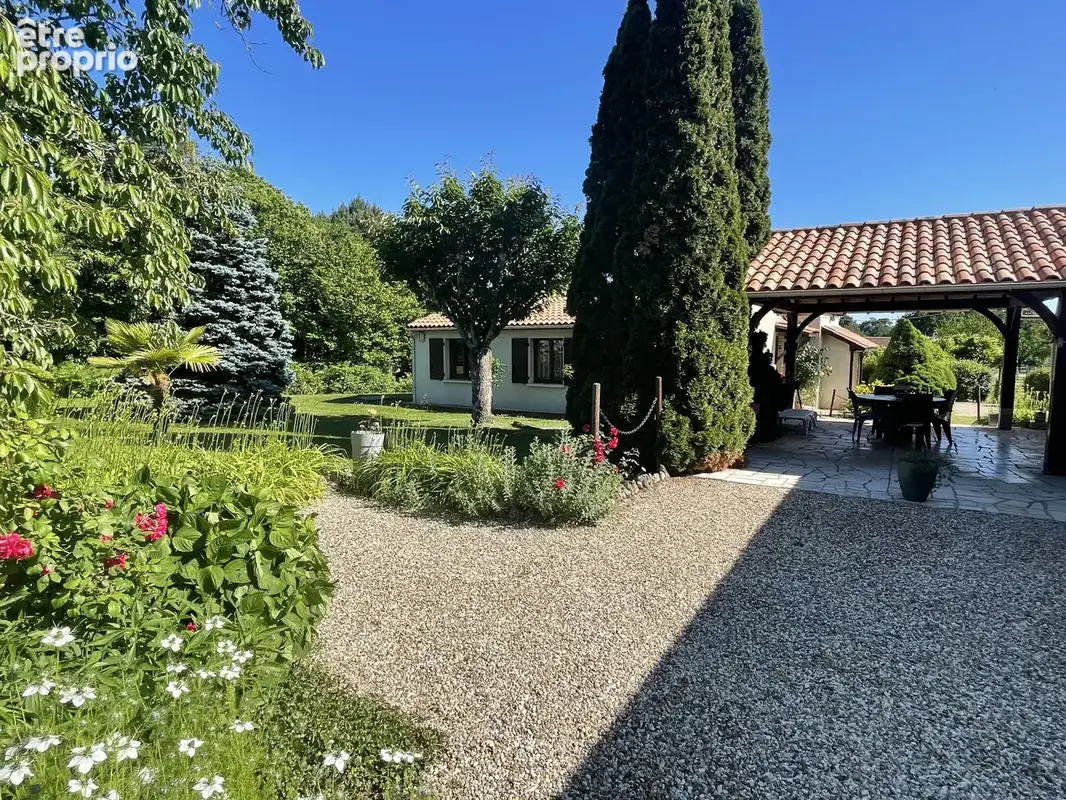 Exclusivité -  Coursac   Ensemble de deux maisons sur 2 600 m2 de terrain, à 15 min de Périgueux - photo 23