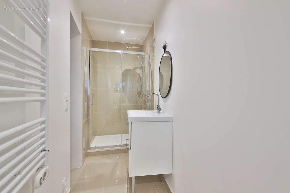 Appartement à NANTERRE