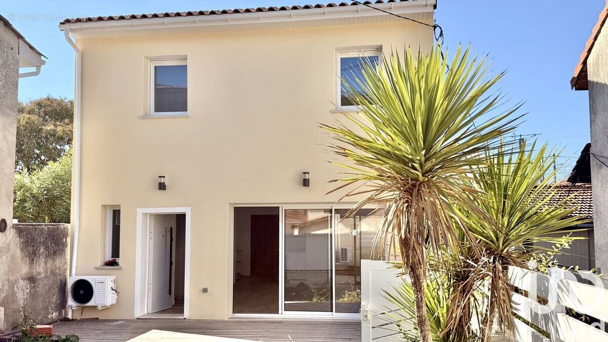 Photo 1 - Maison à CENON