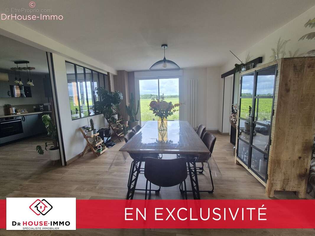 Maison 111 m² à Isbergues  - photo 2