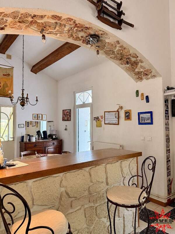 Maison de campagne pleine de charme sur 1768m2 - photo 7