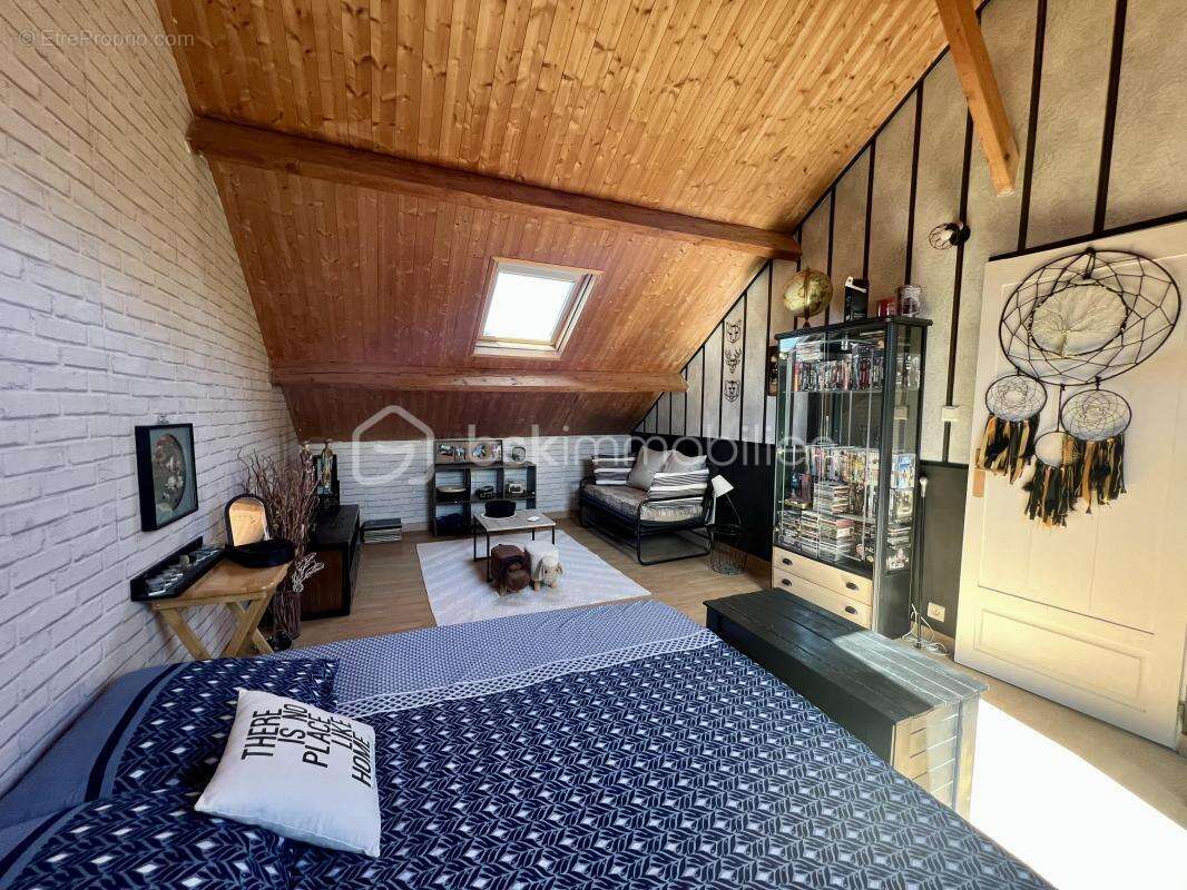 Maison à BAZOCHES-LES-GALLERANDES