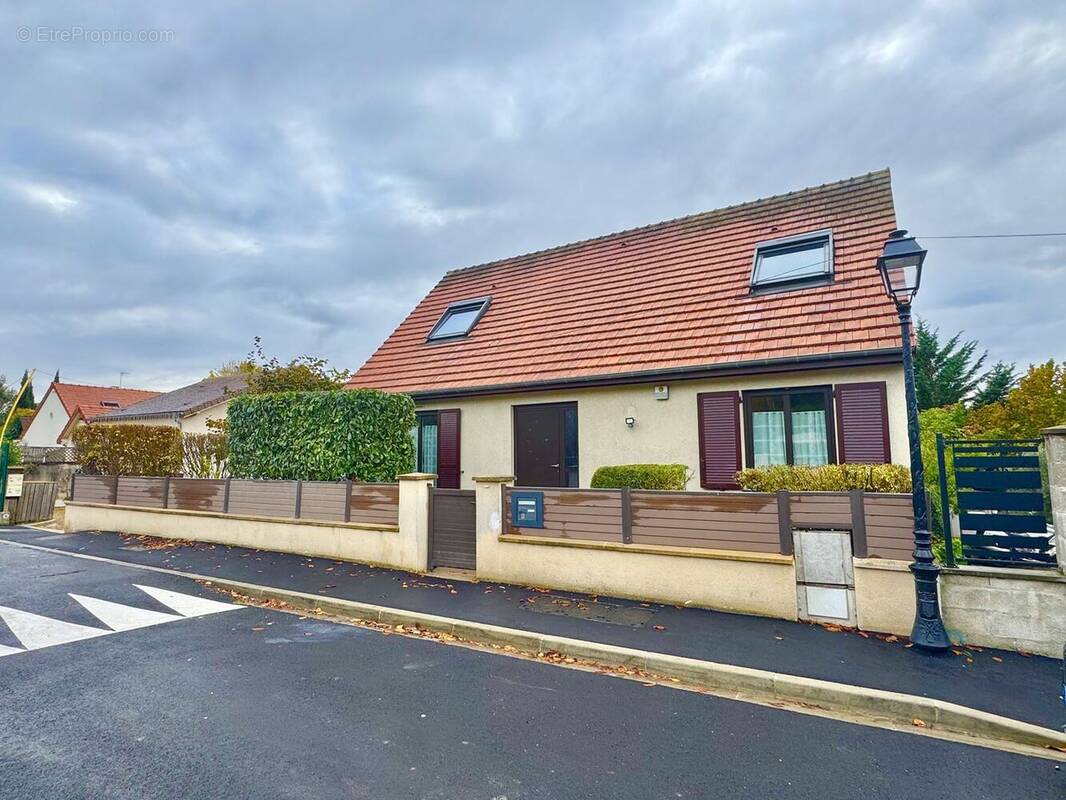 Maison à SAINT-PRIX