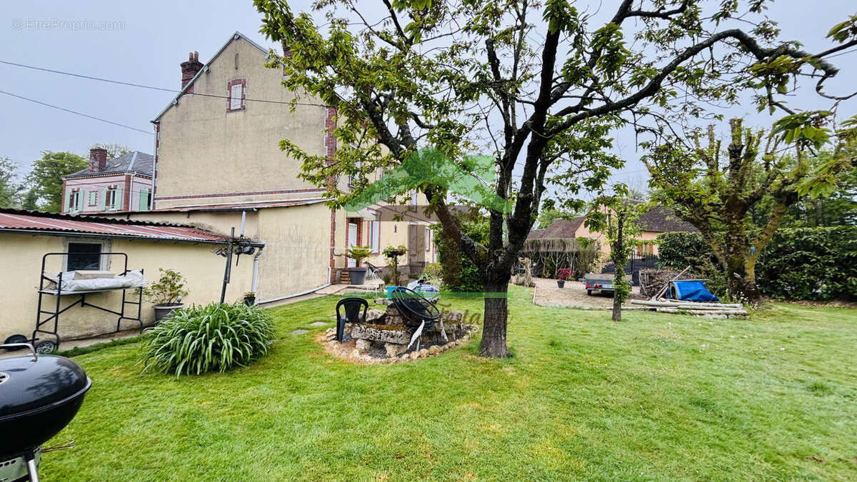 Maison à ARROU