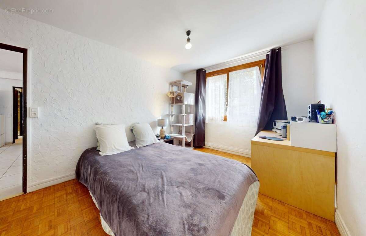 Appartement à SAINTE-FOY-LES-LYON