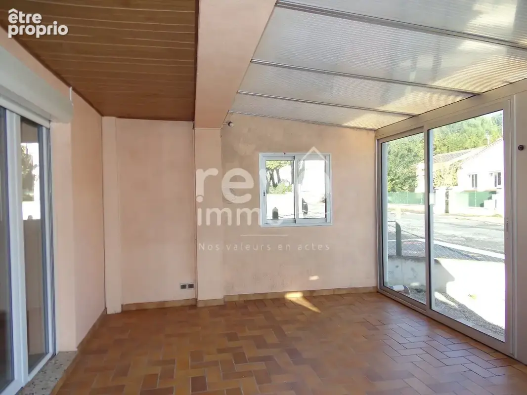 Paulhan / axe a75 / villa t4 de pp sur 394 m² de terrain - photo 2