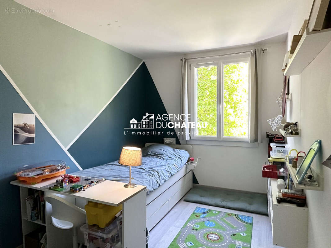 Maison 88 m² à Nandy  - photo 9