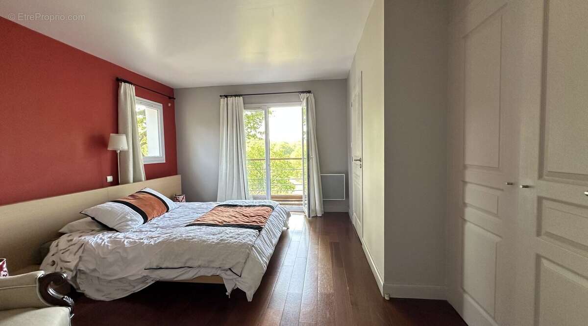 Maison à BASSUSSARRY