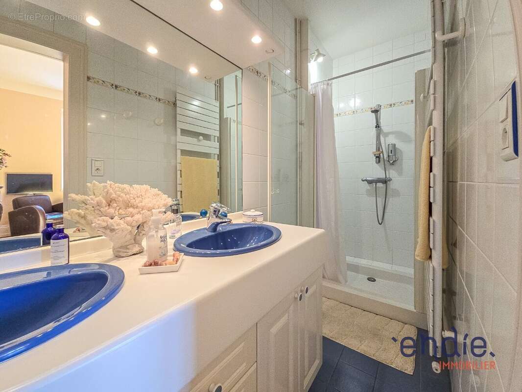 Appartement à MOULINS