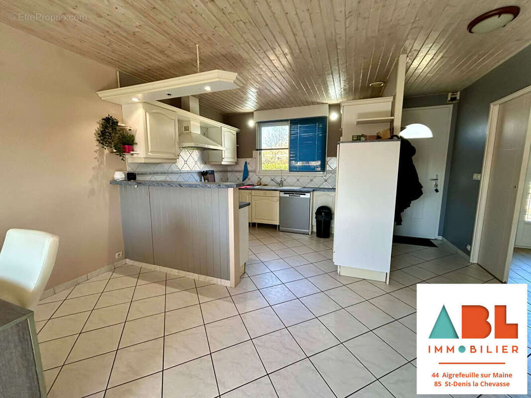 Maison à LE POIRE-SUR-VIE