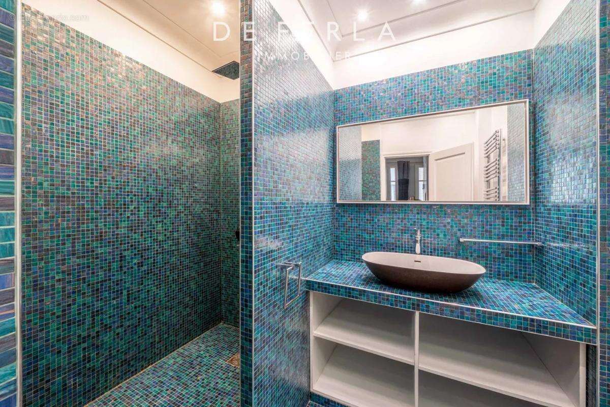 Appartement à PARIS-6E