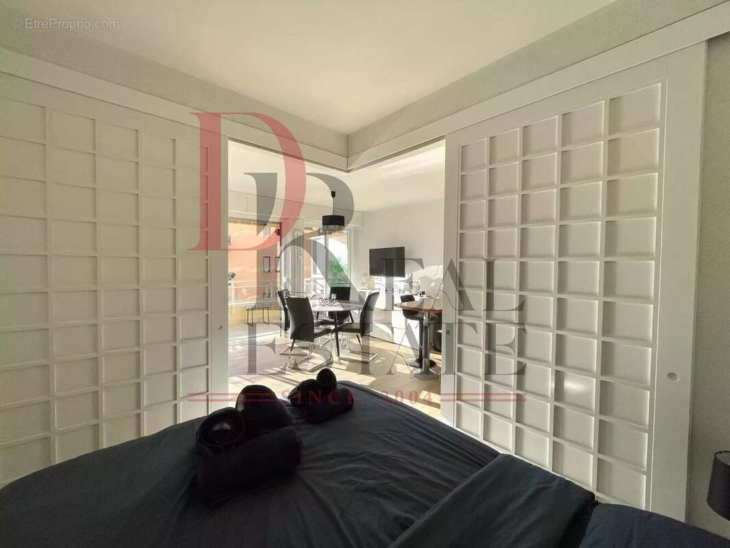 Appartement à ROQUEBRUNE-CAP-MARTIN