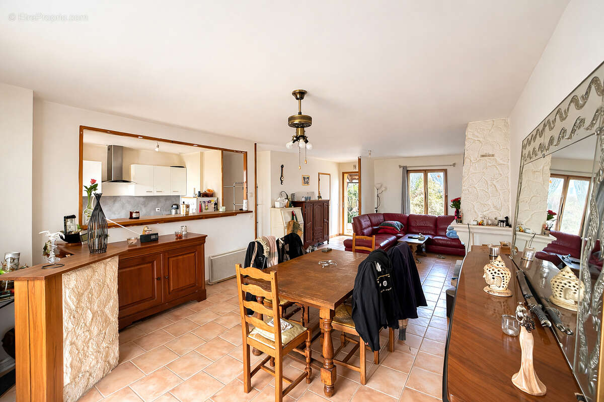 Maison à NONANCOURT
