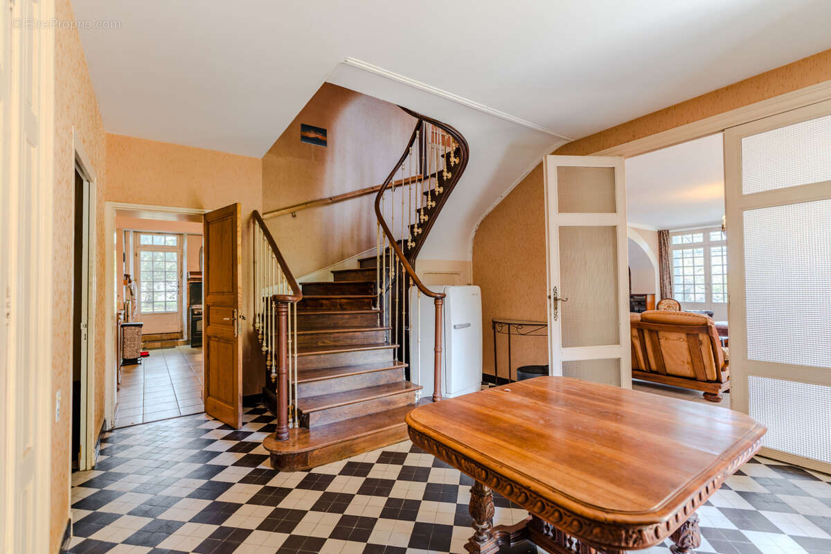 Maison à MONTAGNAC-SUR-LEDE