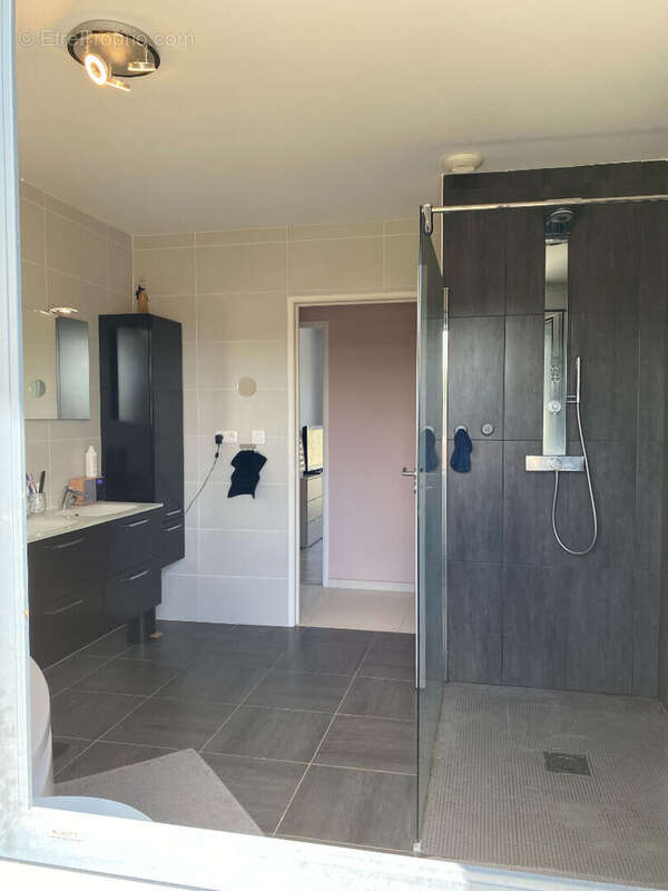 Maison Figeac 6 pièce(s) 125 m2 - photo 12