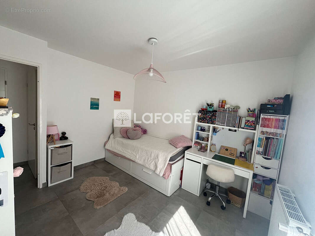 Appartement Villemomble 3 pièce(s) 66 m2 - photo 8