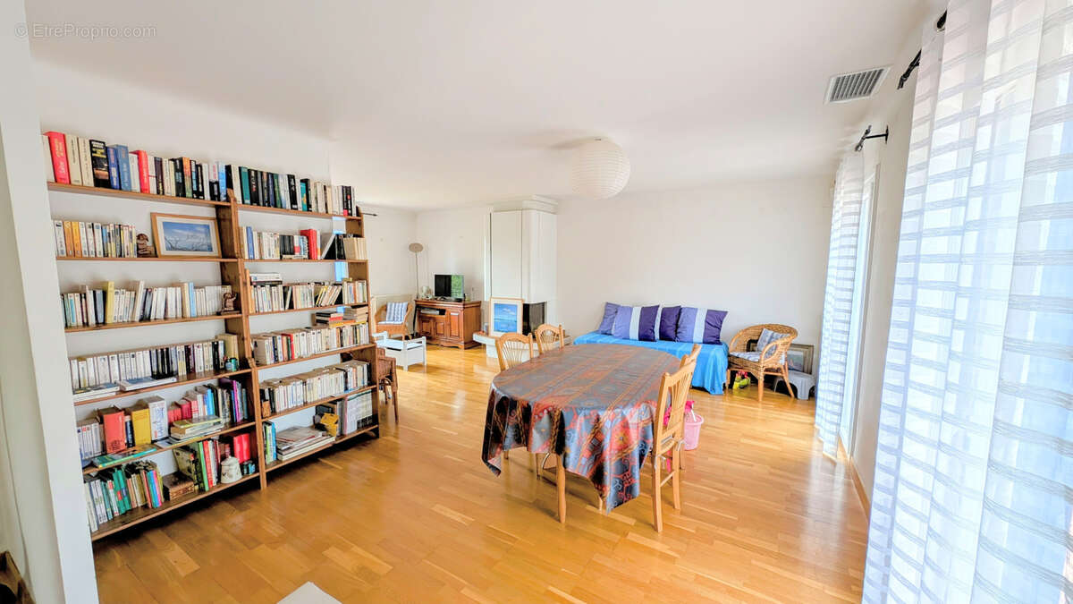 Maison à LAROQUE-DES-ALBERES