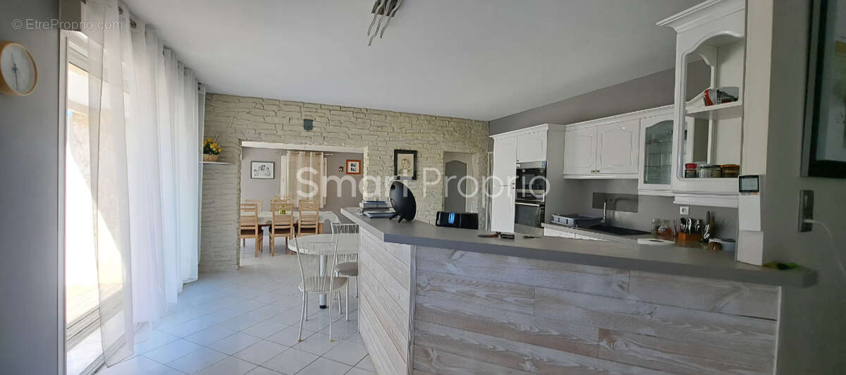 Maison à BEAUGEAY