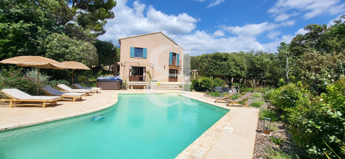 Maison à BEDOIN