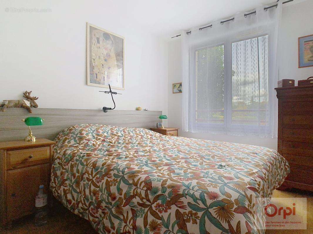 Appartement à ISSY-LES-MOULINEAUX