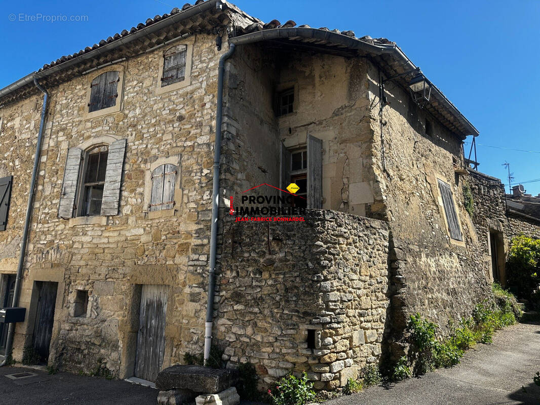 Maison à CHAMARET