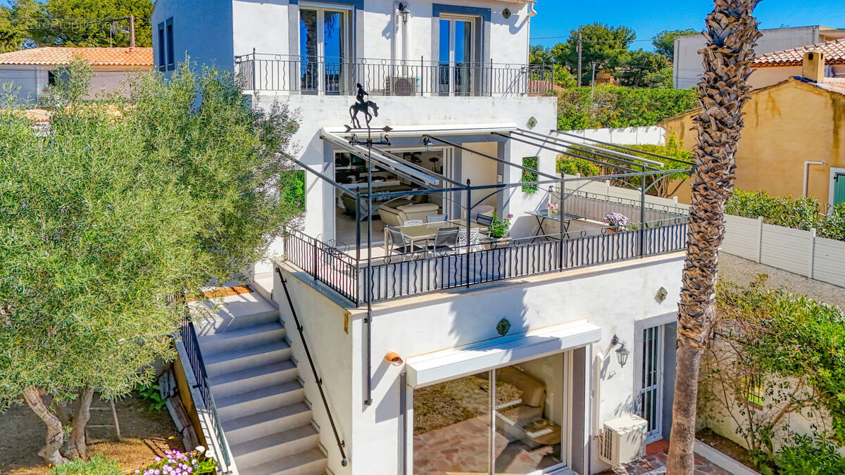 Maison à SIX-FOURS-LES-PLAGES