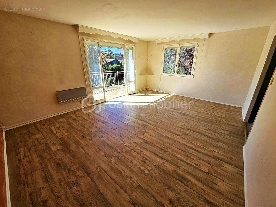 Maison à SAINT-LEGER-SUR-ROANNE