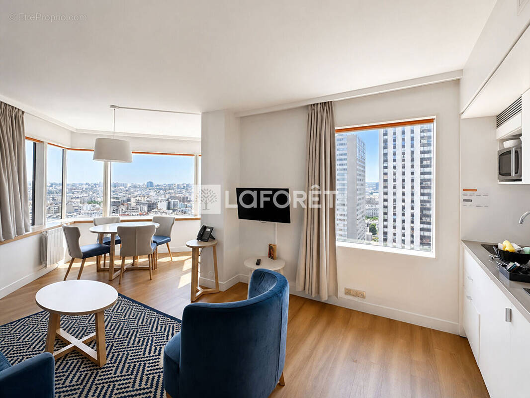 Appartement à PARIS-15E