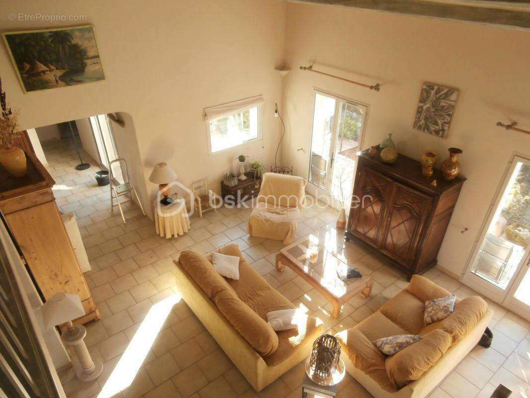 Maison à PIERREVERT