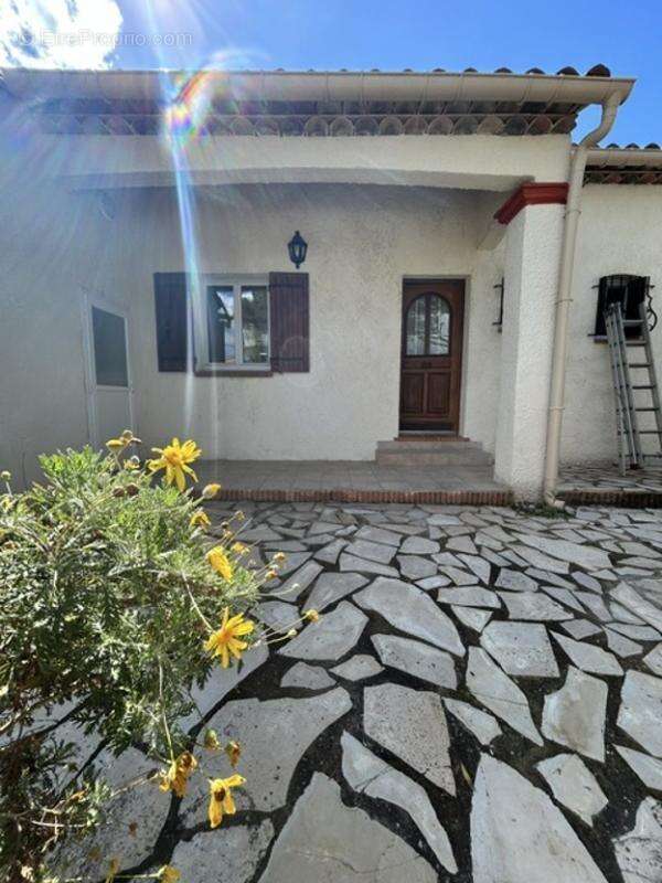 Maison à LA LONDE-LES-MAURES