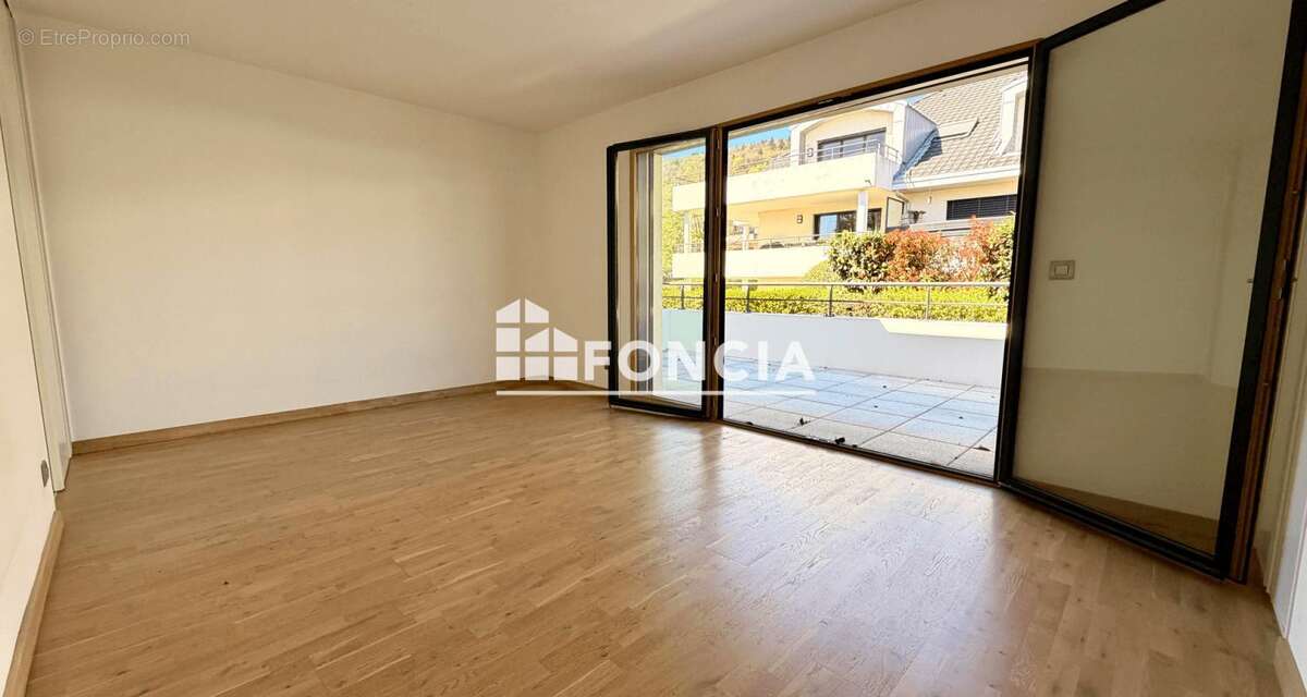 Appartement à DIVONNE-LES-BAINS