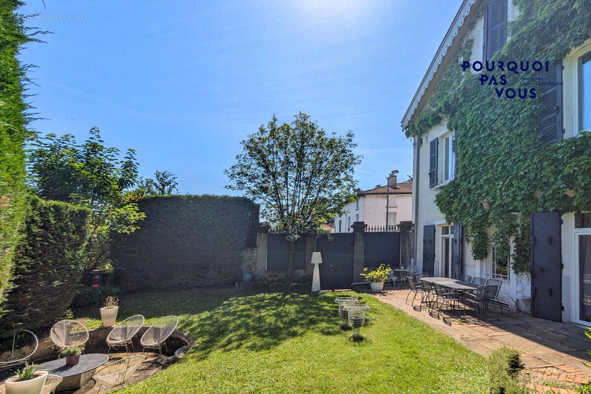Maison à OULLINS