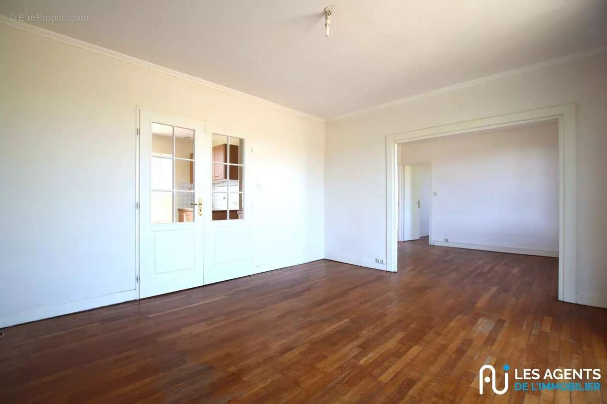 Maison 70 m² à Bonnee  - photo 4