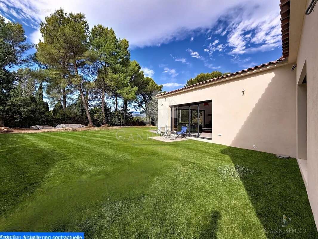 Maison à LE CANNET