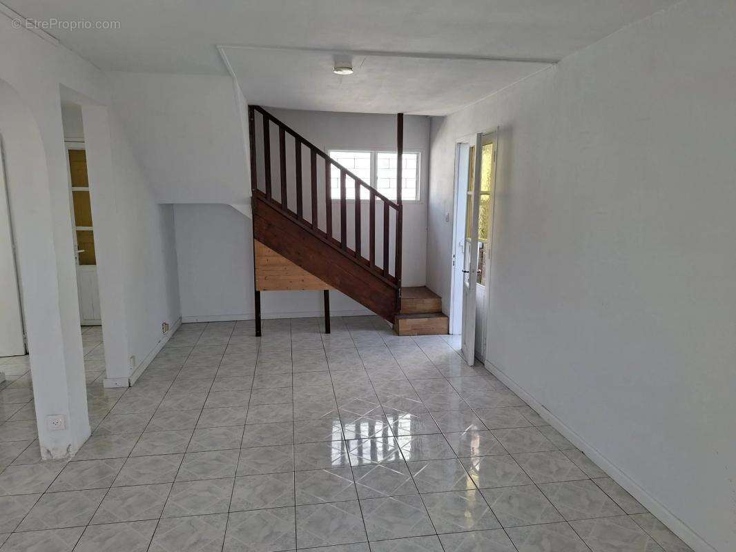 Maison à SAINT-DENIS