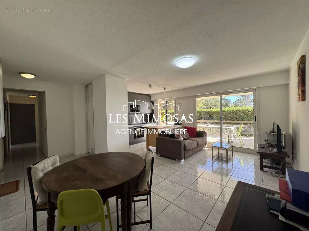 Appartement à SAINT-RAPHAEL