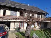 Maison à CHEF-BOUTONNE