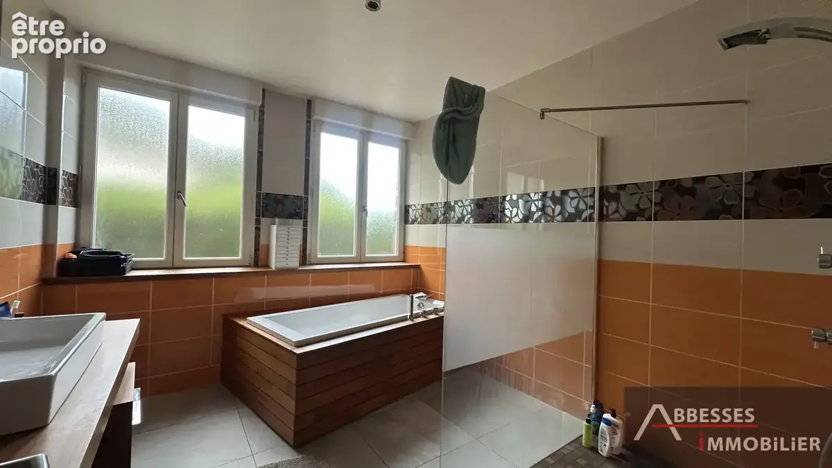 EN EXCLUSIVITÉ - GERARDMER dans un secteur calme : Maison type LOFT avec grande dépendance - photo 37