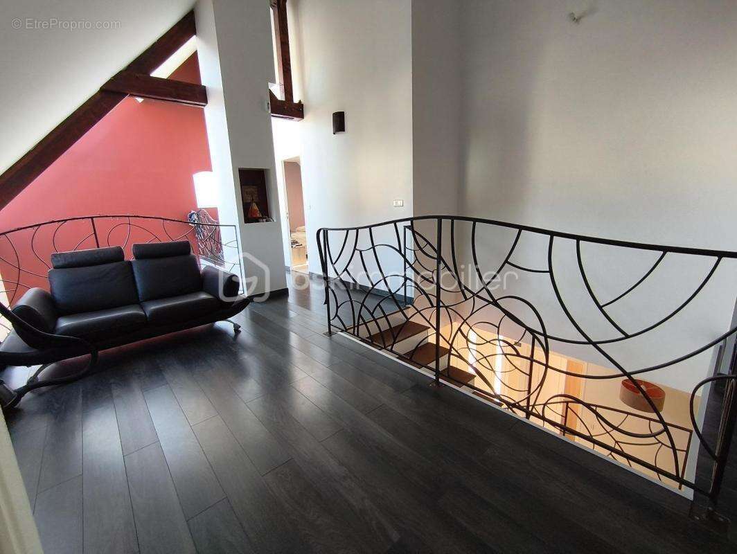 Maison de 210m2 avec piscine - photo 9